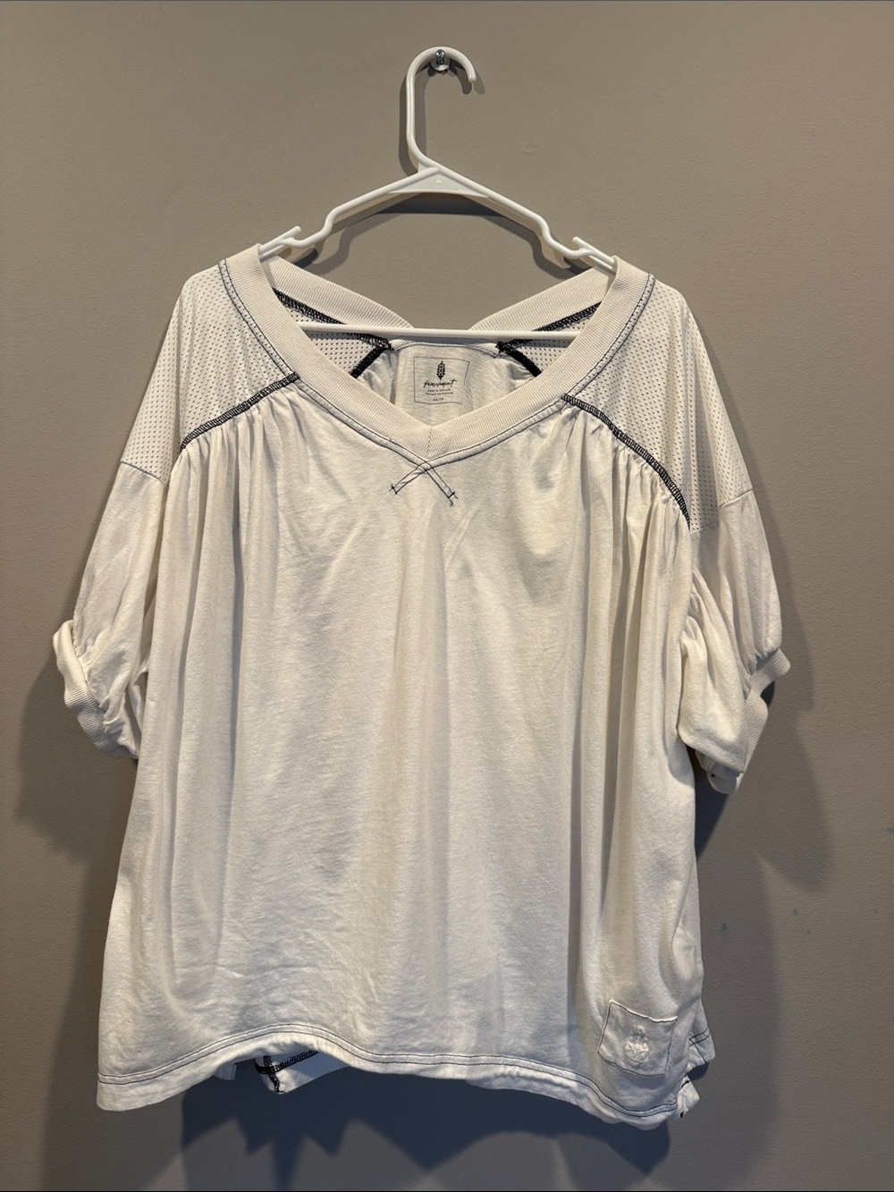 FP Movement by Free Peoplez white field T slouchy v- neck